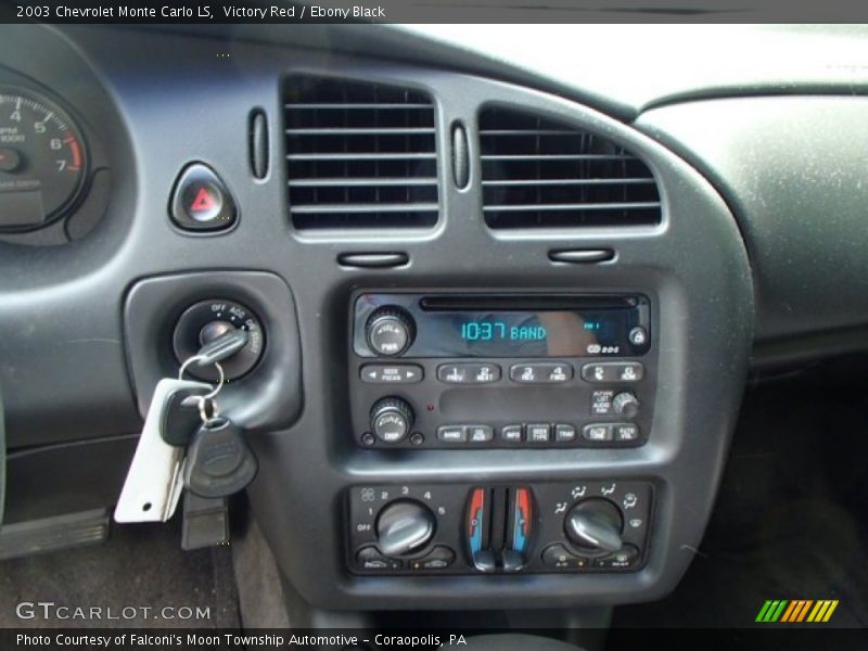 Victory Red / Ebony Black 2003 Chevrolet Monte Carlo LS