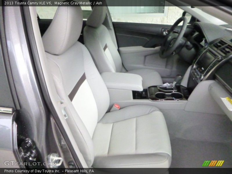 Magnetic Gray Metallic / Ash 2013 Toyota Camry XLE V6