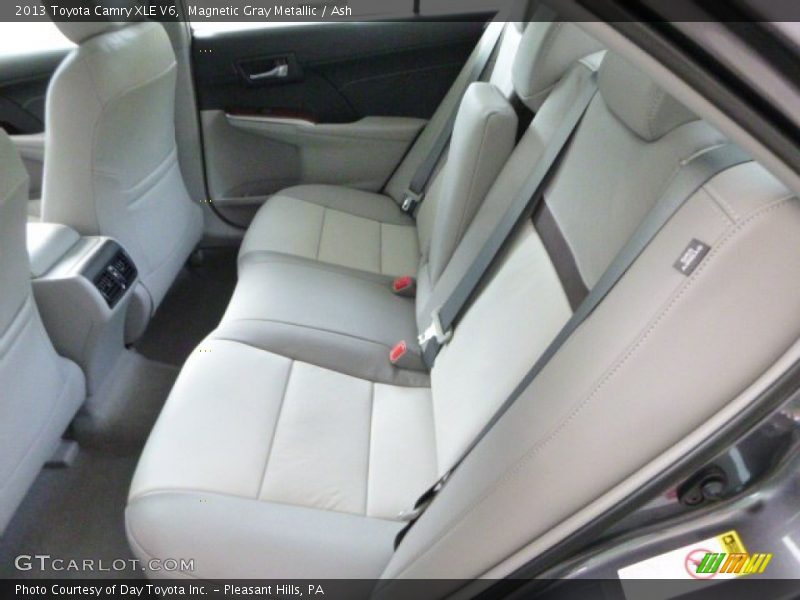 Magnetic Gray Metallic / Ash 2013 Toyota Camry XLE V6