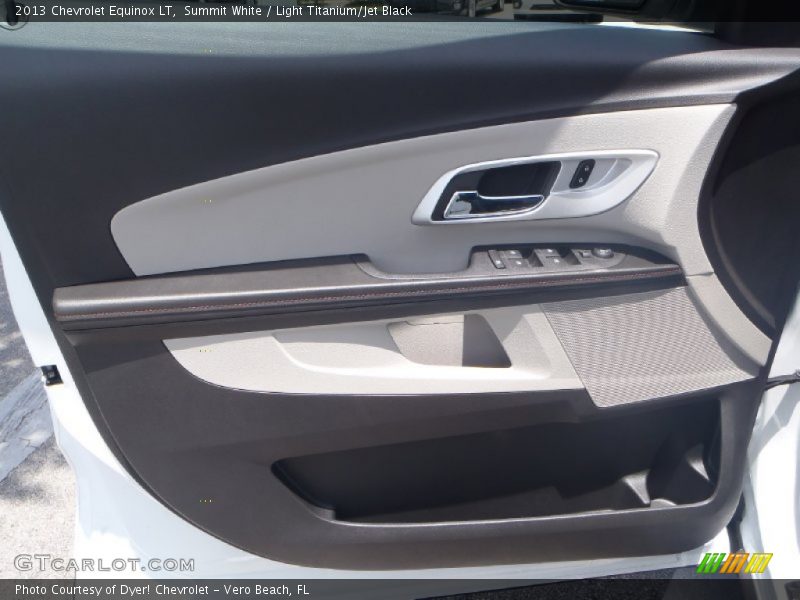 Summit White / Light Titanium/Jet Black 2013 Chevrolet Equinox LT