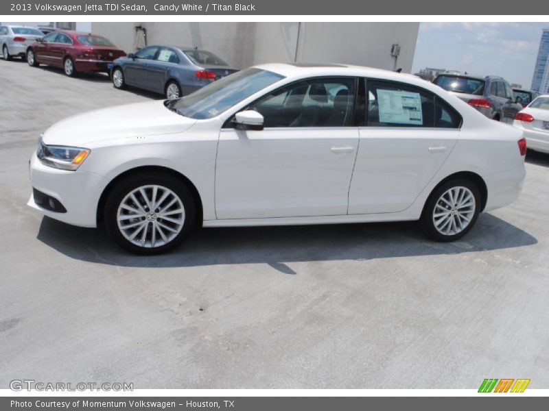 Candy White / Titan Black 2013 Volkswagen Jetta TDI Sedan