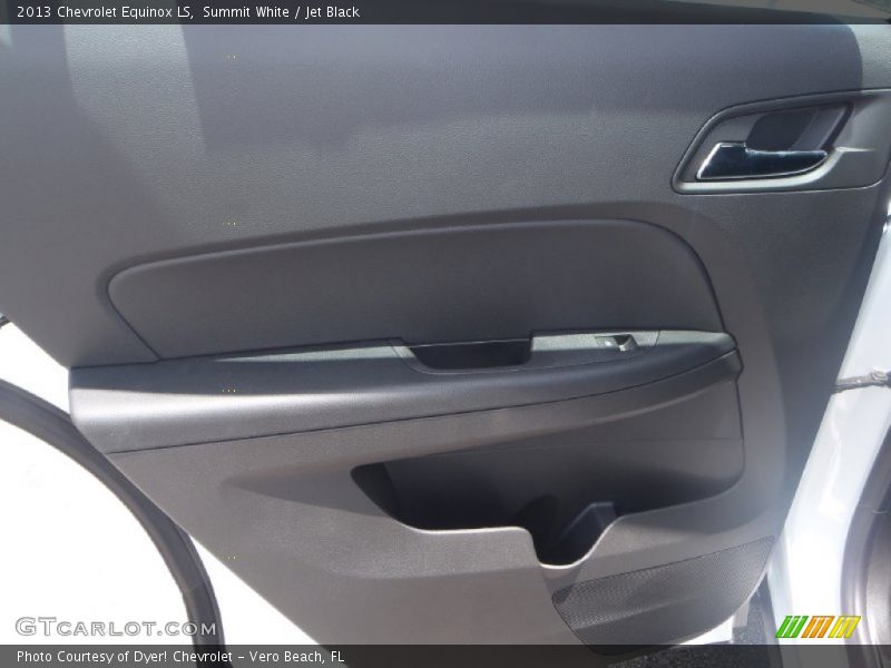 Summit White / Jet Black 2013 Chevrolet Equinox LS