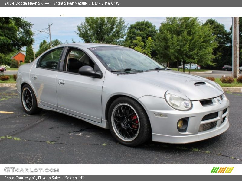 Front 3/4 View of 2004 Neon SRT-4