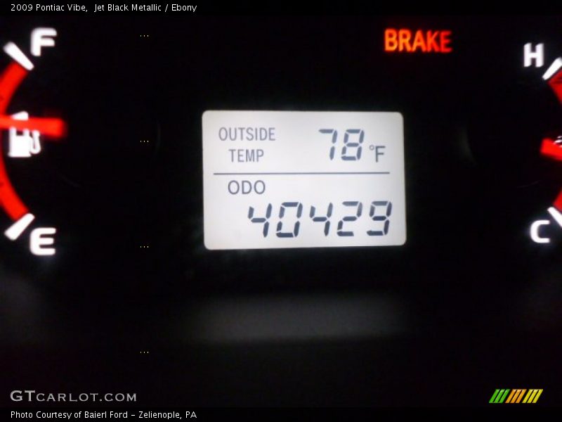 Jet Black Metallic / Ebony 2009 Pontiac Vibe