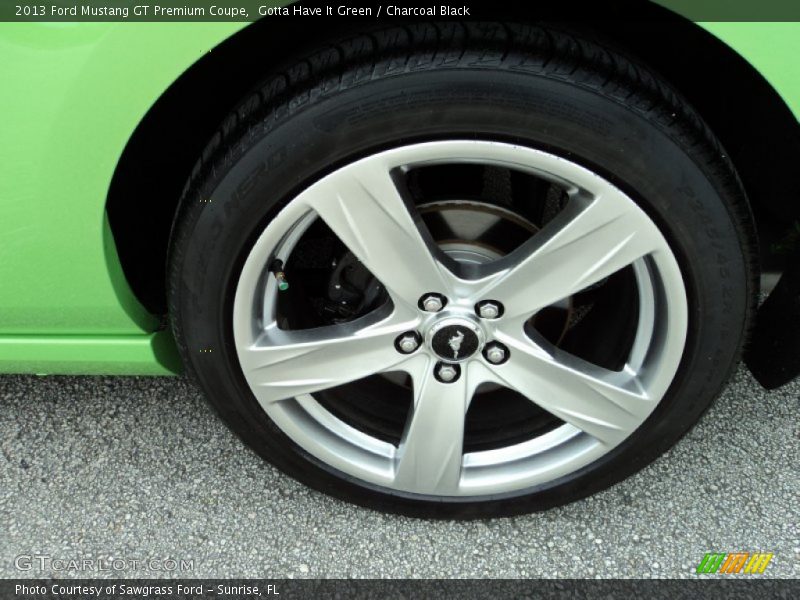  2013 Mustang GT Premium Coupe Wheel