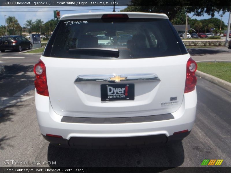 Summit White / Light Titanium/Jet Black 2013 Chevrolet Equinox LS