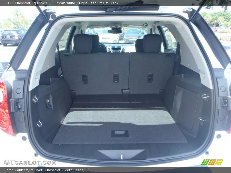 Summit White / Light Titanium/Jet Black 2013 Chevrolet Equinox LS