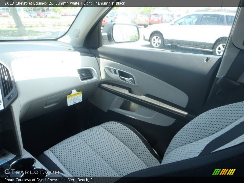 Summit White / Light Titanium/Jet Black 2013 Chevrolet Equinox LS