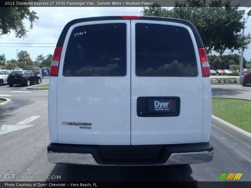 Summit White / Medium Pewter 2013 Chevrolet Express LT 3500 Passenger Van