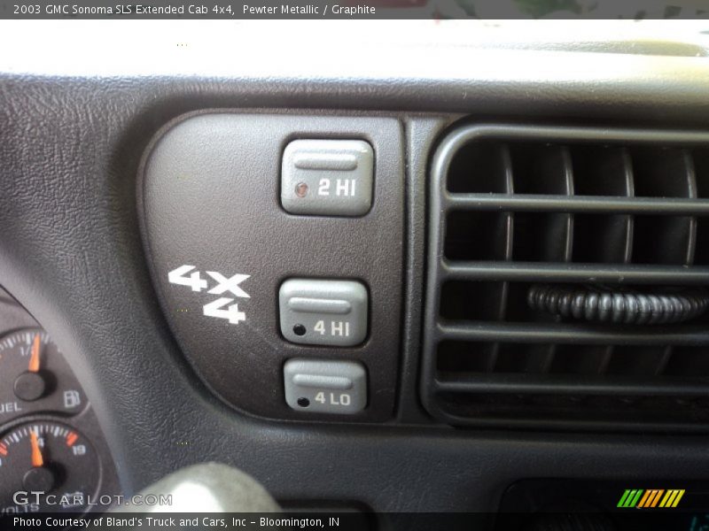 Pewter Metallic / Graphite 2003 GMC Sonoma SLS Extended Cab 4x4