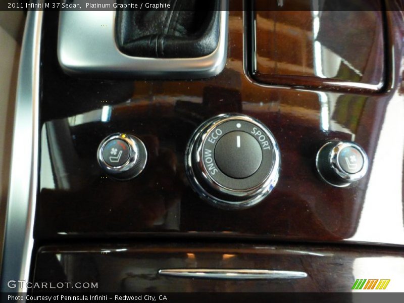 Platinum Graphite / Graphite 2011 Infiniti M 37 Sedan