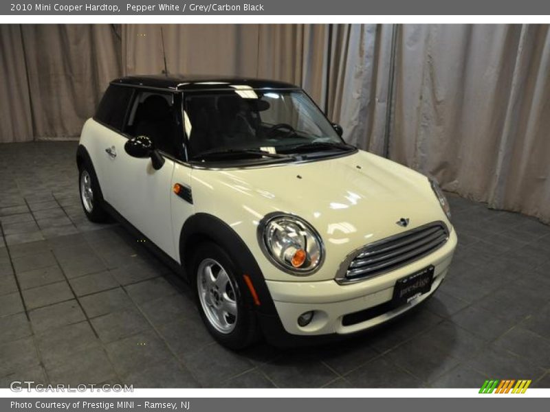 Pepper White / Grey/Carbon Black 2010 Mini Cooper Hardtop