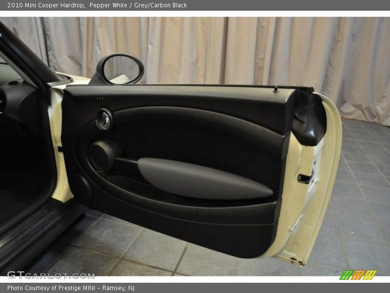 Pepper White / Grey/Carbon Black 2010 Mini Cooper Hardtop