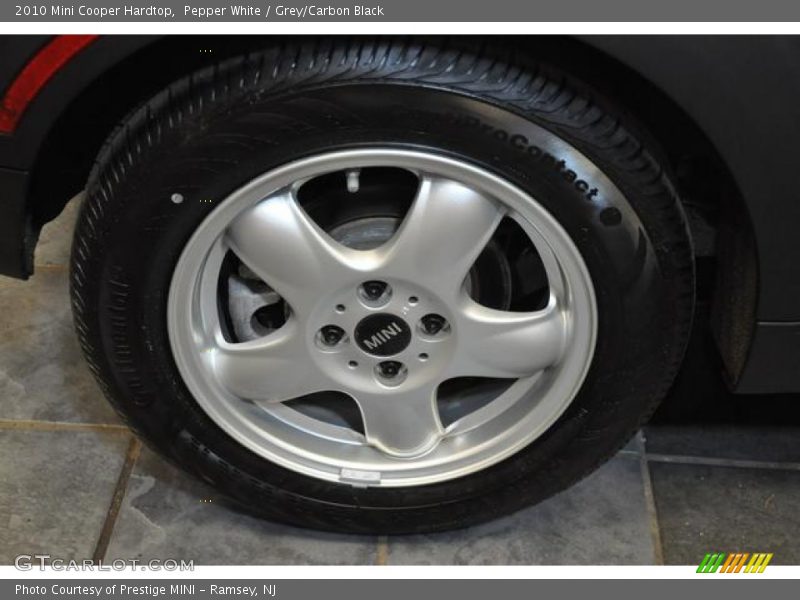 Pepper White / Grey/Carbon Black 2010 Mini Cooper Hardtop