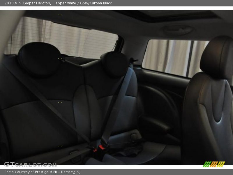 Pepper White / Grey/Carbon Black 2010 Mini Cooper Hardtop