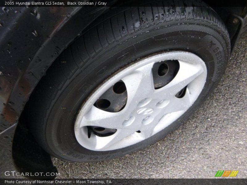 Black Obsidian / Gray 2005 Hyundai Elantra GLS Sedan