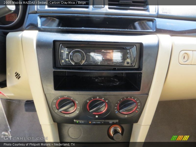 Carbon Gray Mica / Beige 2005 Mazda MAZDA3 i Sedan