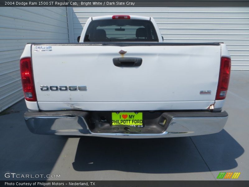 Bright White / Dark Slate Gray 2004 Dodge Ram 1500 ST Regular Cab
