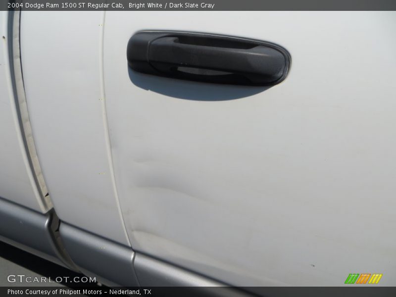 Bright White / Dark Slate Gray 2004 Dodge Ram 1500 ST Regular Cab