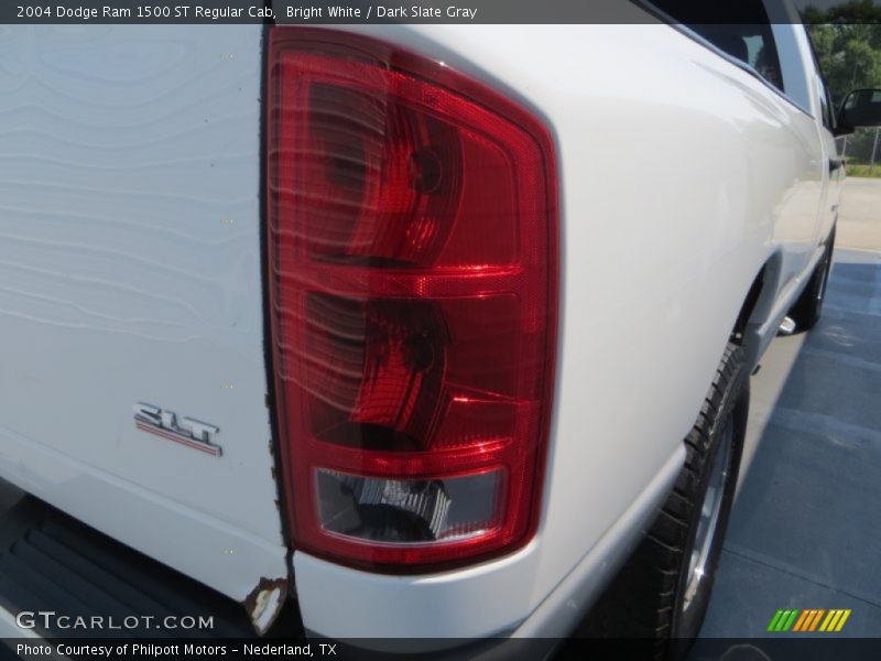 Bright White / Dark Slate Gray 2004 Dodge Ram 1500 ST Regular Cab