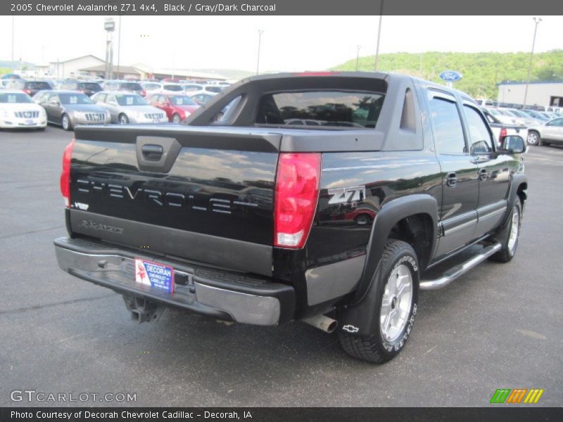 Black / Gray/Dark Charcoal 2005 Chevrolet Avalanche Z71 4x4