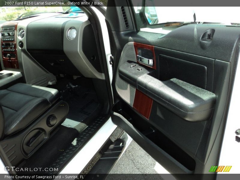 Oxford White / Black 2007 Ford F150 Lariat SuperCrew
