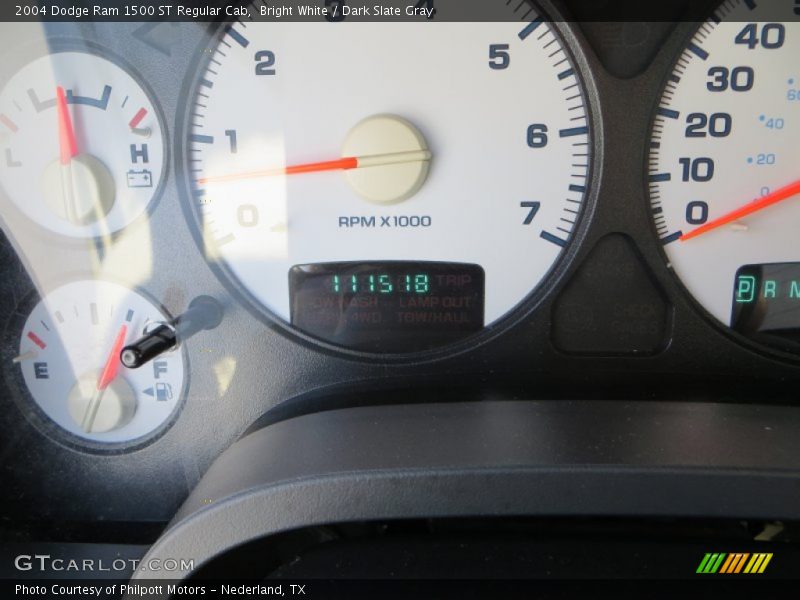 Bright White / Dark Slate Gray 2004 Dodge Ram 1500 ST Regular Cab