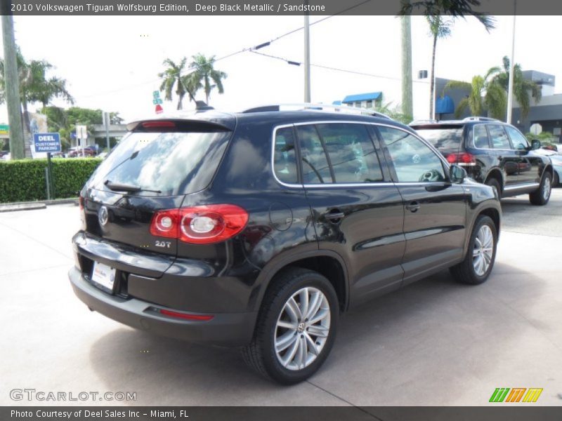 Deep Black Metallic / Sandstone 2010 Volkswagen Tiguan Wolfsburg Edition