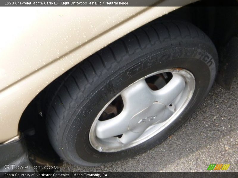 Light Driftwood Metallic / Neutral Beige 1998 Chevrolet Monte Carlo LS