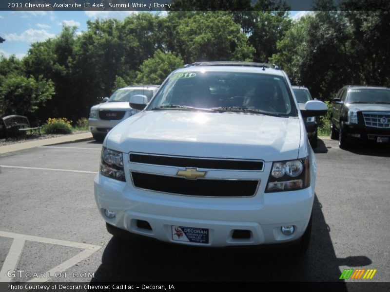 Summit White / Ebony 2011 Chevrolet Avalanche LT 4x4