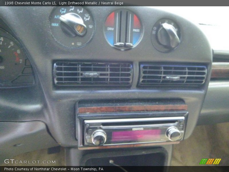 Light Driftwood Metallic / Neutral Beige 1998 Chevrolet Monte Carlo LS