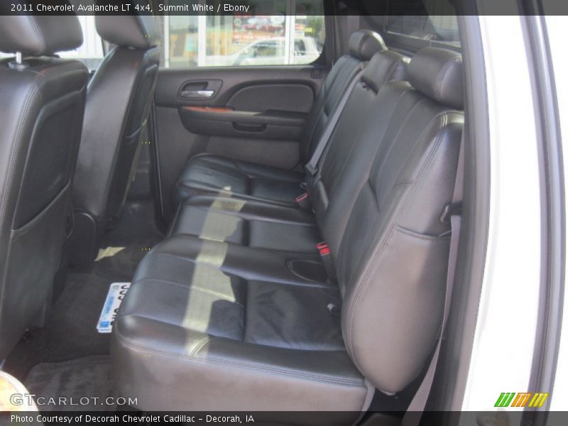 Summit White / Ebony 2011 Chevrolet Avalanche LT 4x4