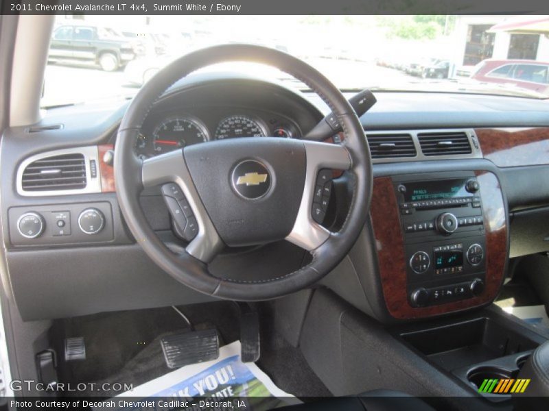 Summit White / Ebony 2011 Chevrolet Avalanche LT 4x4