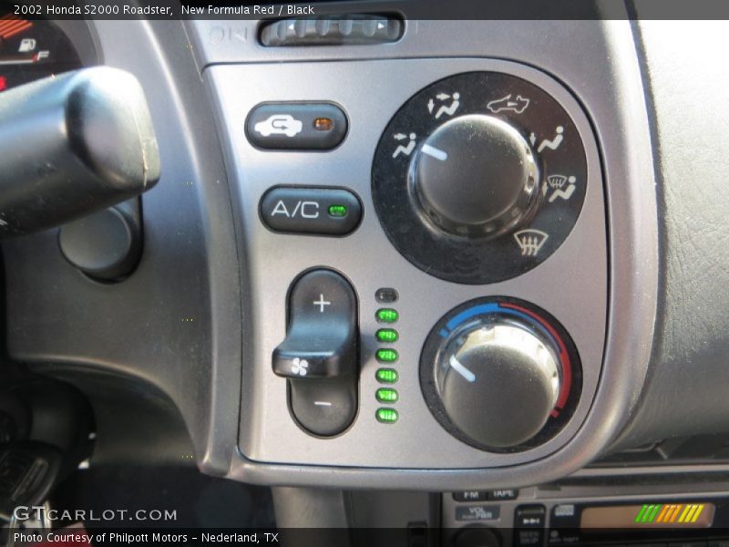 Controls of 2002 S2000 Roadster