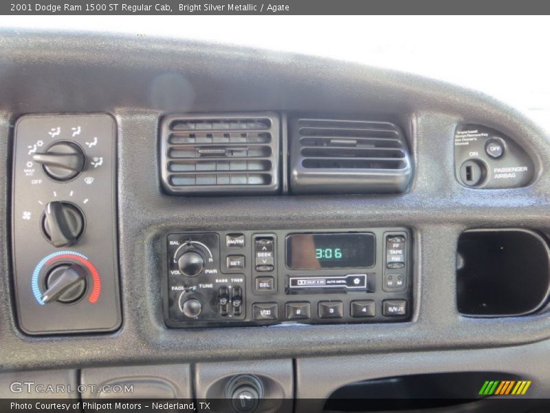 Bright Silver Metallic / Agate 2001 Dodge Ram 1500 ST Regular Cab