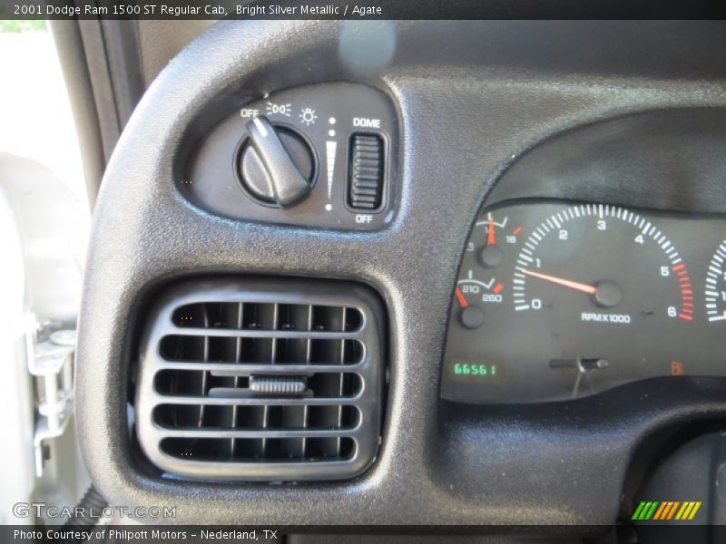 Bright Silver Metallic / Agate 2001 Dodge Ram 1500 ST Regular Cab