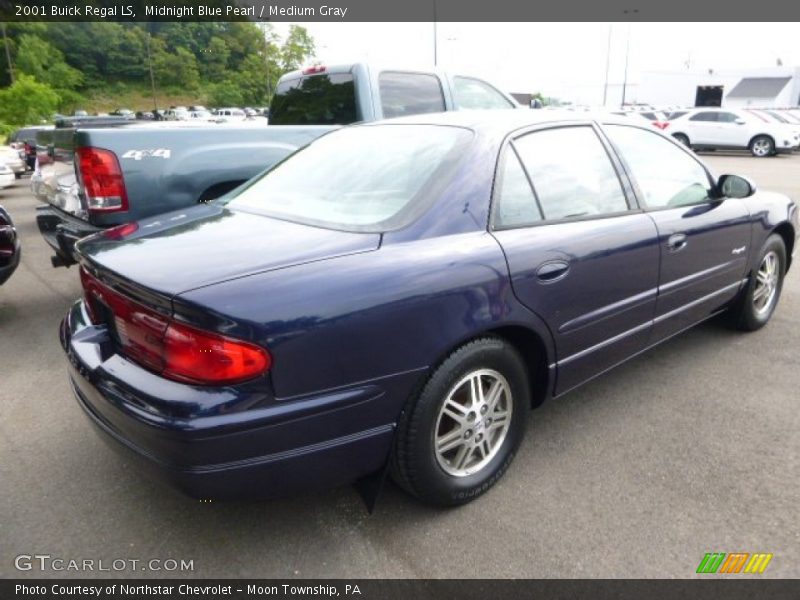 Midnight Blue Pearl / Medium Gray 2001 Buick Regal LS