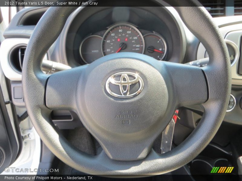 Super White / Ash Gray 2012 Toyota Yaris L 5 Door