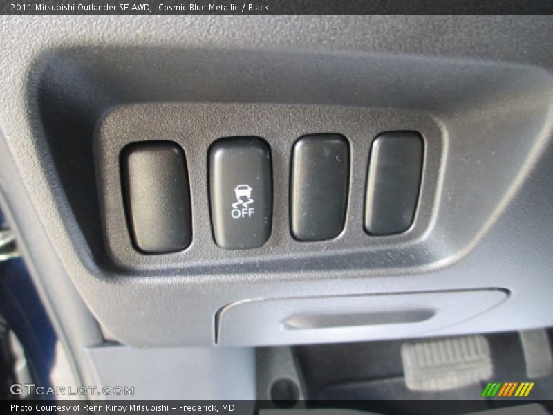 Cosmic Blue Metallic / Black 2011 Mitsubishi Outlander SE AWD