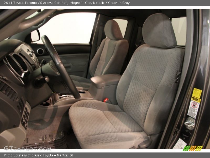 Magnetic Gray Metallic / Graphite Gray 2011 Toyota Tacoma V6 Access Cab 4x4