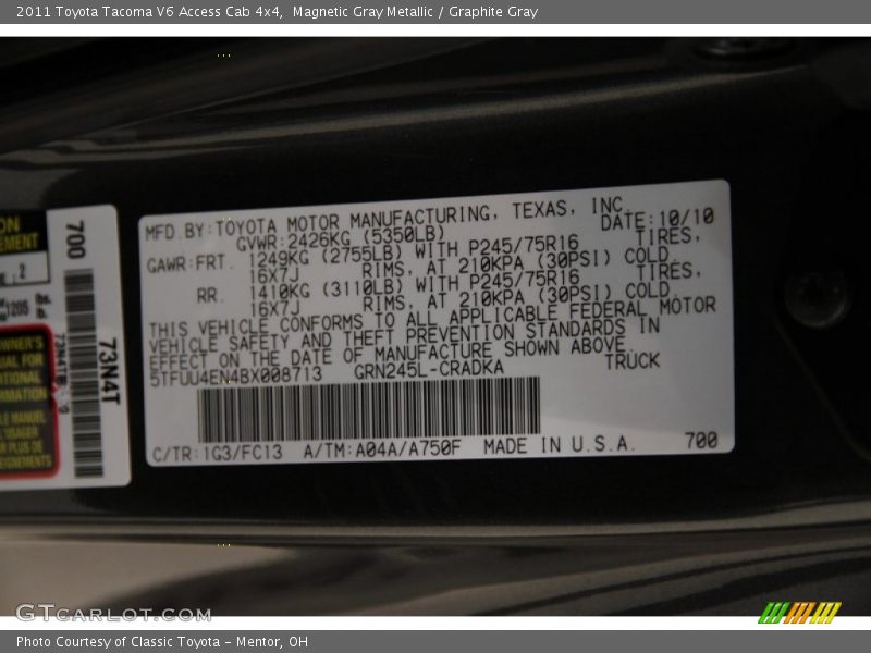 Magnetic Gray Metallic / Graphite Gray 2011 Toyota Tacoma V6 Access Cab 4x4