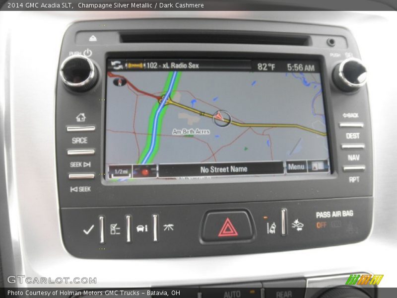 Navigation of 2014 Acadia SLT