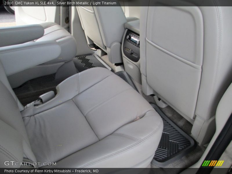 Silver Birch Metallic / Light Titanium 2008 GMC Yukon XL SLE 4x4