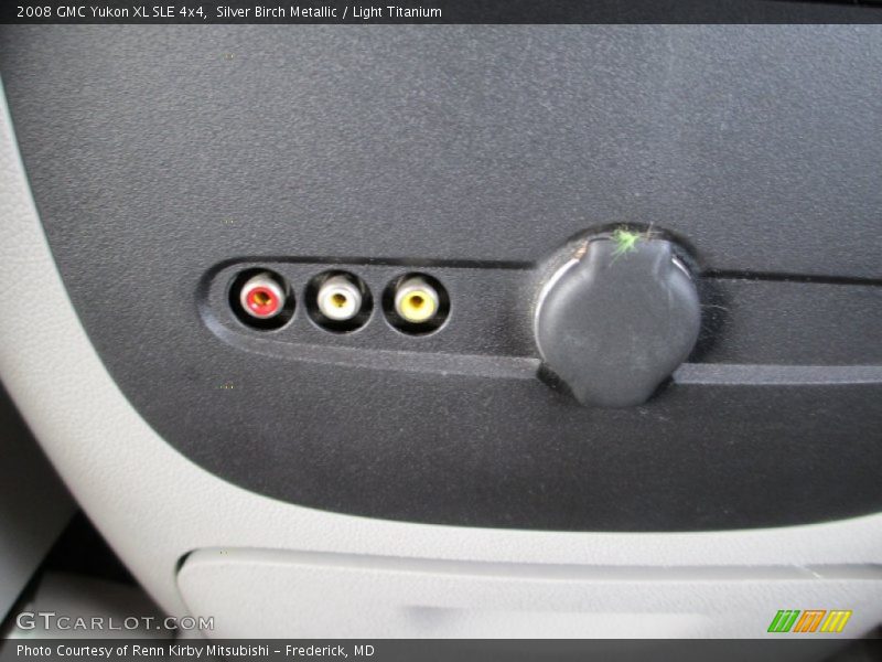 Silver Birch Metallic / Light Titanium 2008 GMC Yukon XL SLE 4x4