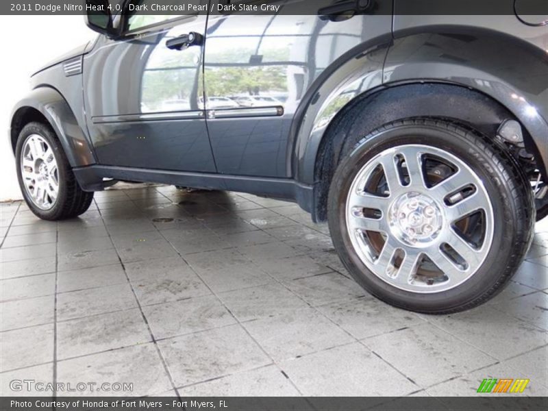 Dark Charcoal Pearl / Dark Slate Gray 2011 Dodge Nitro Heat 4.0