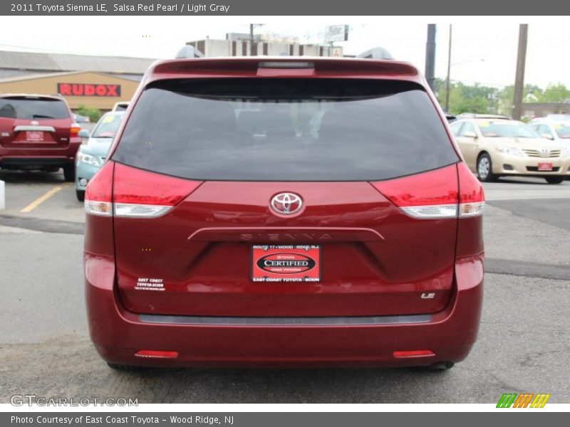 Salsa Red Pearl / Light Gray 2011 Toyota Sienna LE