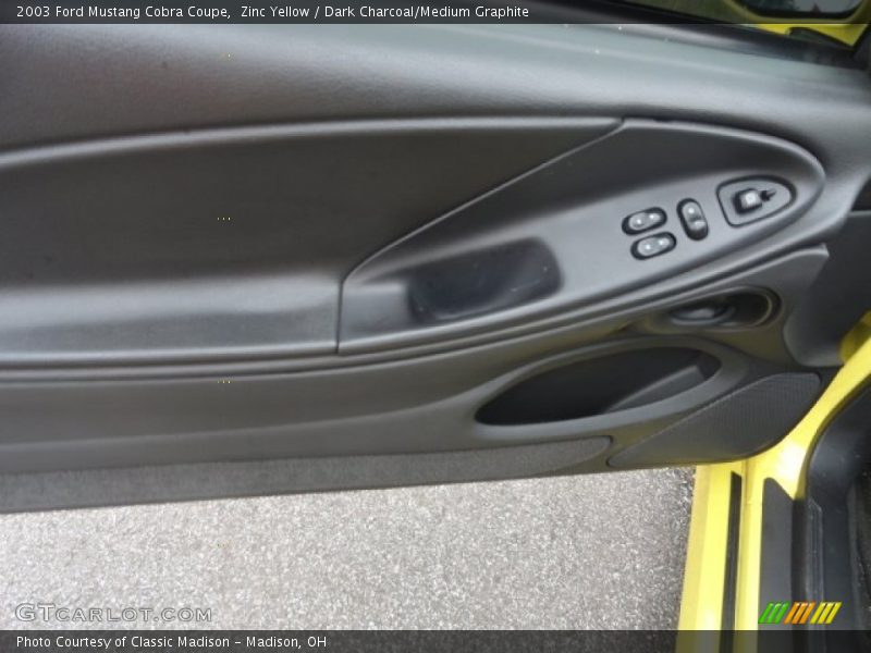 Zinc Yellow / Dark Charcoal/Medium Graphite 2003 Ford Mustang Cobra Coupe