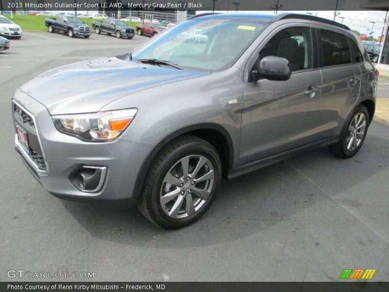 Front 3/4 View of 2013 Outlander Sport LE AWD