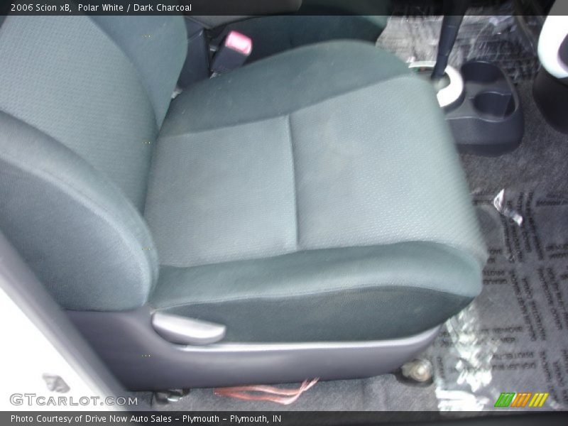 Polar White / Dark Charcoal 2006 Scion xB
