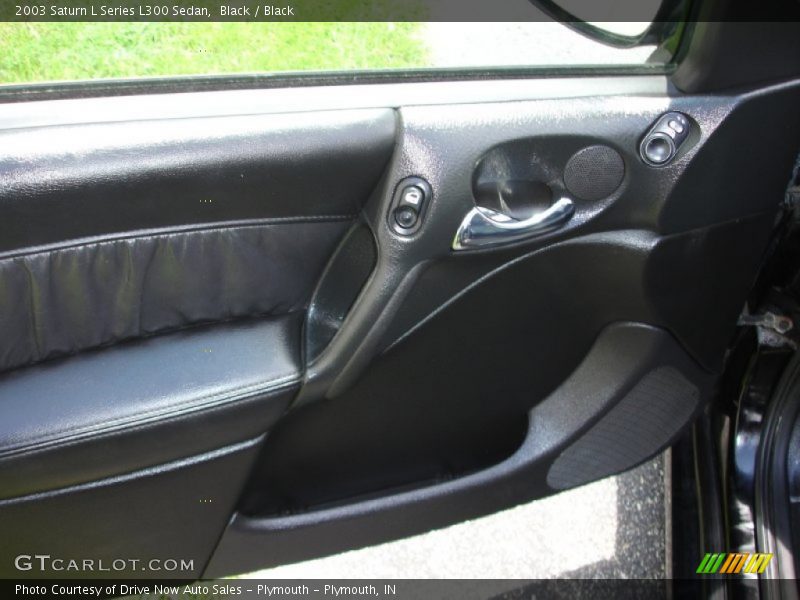 Black / Black 2003 Saturn L Series L300 Sedan